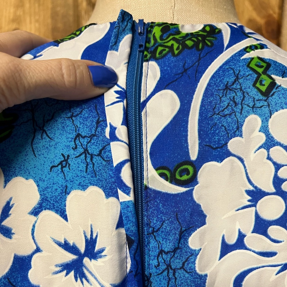 Vintage Royal Hawaiian 12 Blue White V-neck Maxi Dress - Picture 6 of 9